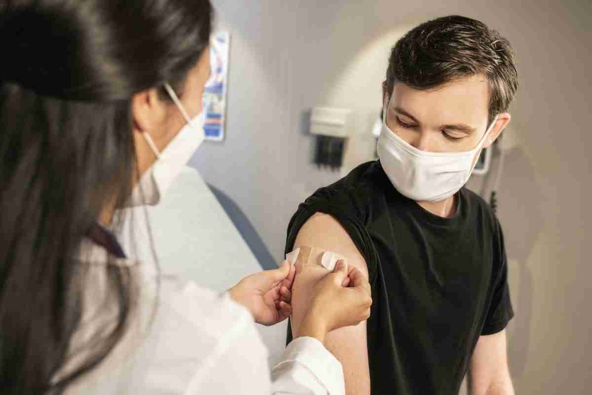 covid vaccine viral new